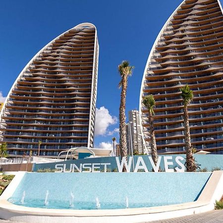 Sunset Waves Vistas Al Mar Apartment Benidorm Ngoại thất bức ảnh